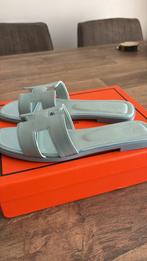 Hermes slippers, Kleding | Dames, Schoenen, Verzenden, Zo goed als nieuw, Slippers