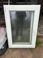 PVC Rehau-Euro 70 raam wit, Doe-het-zelf en Bouw, Raamkozijnen en Schuifdeuren, Kunststof, Gebruikt, Raamkozijn, Inclusief glas