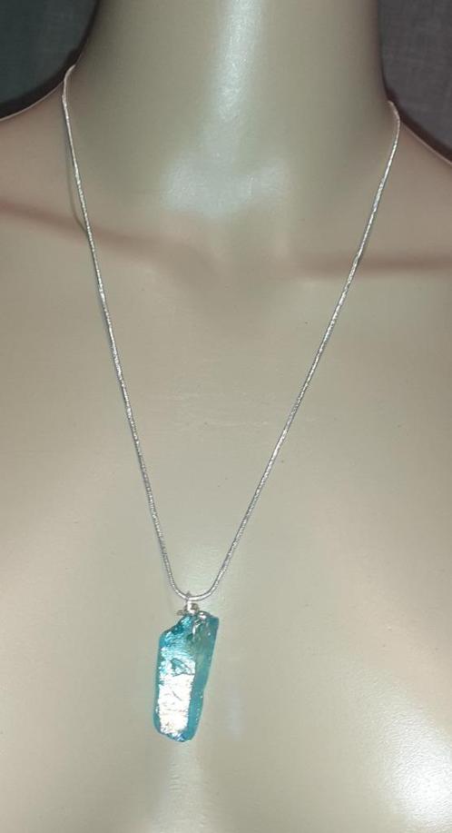 Ketting Aqua aura kwarts snakechain 925 zilver, Bijoux, Sacs & Beauté, Colliers, Neuf, Argent, Argent, Avec pierre précieuse, Avec pendentif