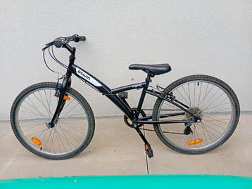 Btwin 24" fiets beschikbaar voor biedingen