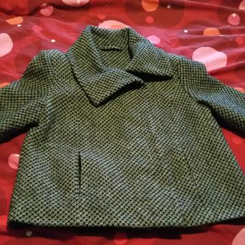 New Look- Korte jas-zwart motief-maat 40 - 65% wol-€ 2.50 beschikbaar voor biedingen