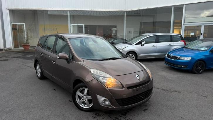 Renault Scenic 1.5dCi 78kW Année 02/2010, 341.000km, Autos, Renault, Entreprise, Scénic, Air conditionné, Cruise Control, Rétroviseurs électriques