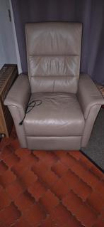 Electrische Relaxstoel, Ophalen