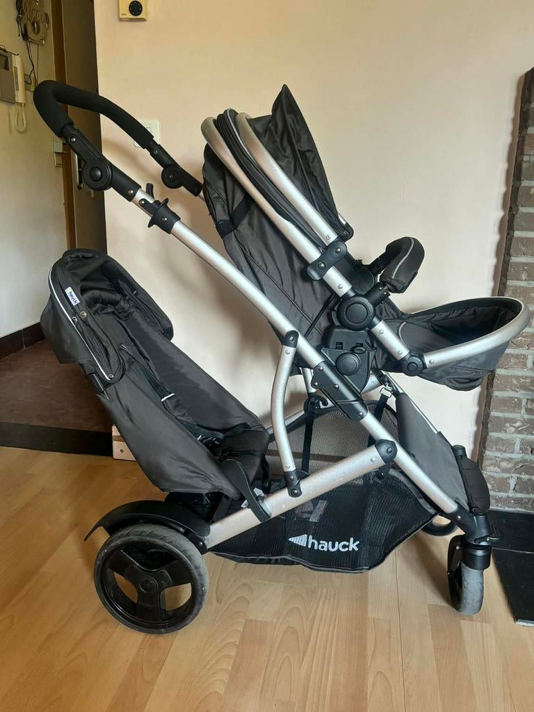Dubbele zit buggy, Kinderen en Baby's, Kinderwagens en Combinaties, Ophalen, Zo goed als nieuw