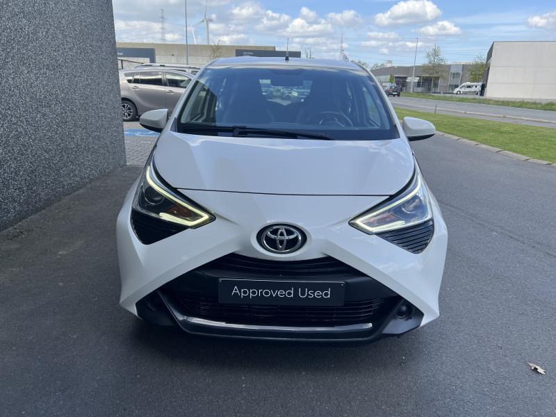 Toyota Aygo 1.0 Multi-Mode X-Play, Auto's, Automaat, 72 pk, Wit, 5 deurs