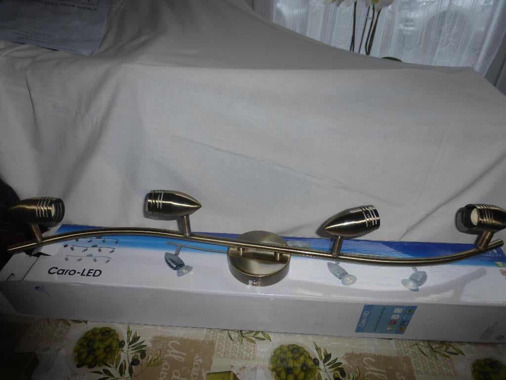 Luminaire, plafonnier Lucide NEUF 4 lampes led classe A+, Maison & Meubles, Lampes | Plafonniers, Enlèvement, Neuf