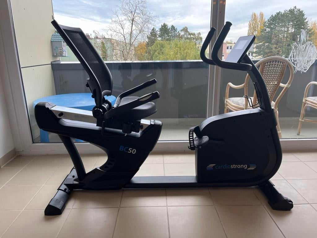 Hometrainer, Sport en Fitness, Fitnessapparatuur, Ophalen, Zo goed als nieuw, Hometrainer