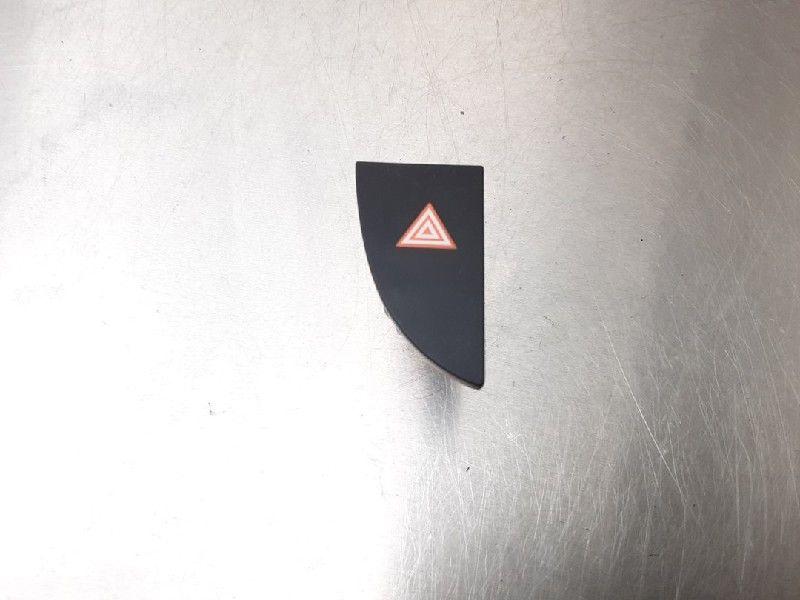 ALARMLICHTEN SCHAKELAAR Subaru Trezia (01-2011/-), Gebruikt, Subaru