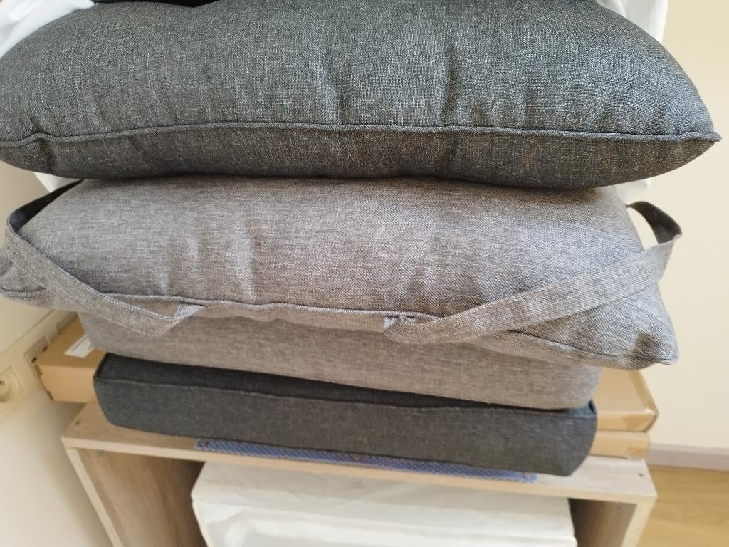 2 nieuwe rieten zetels een met Relax, Tuin en Terras, Ophalen