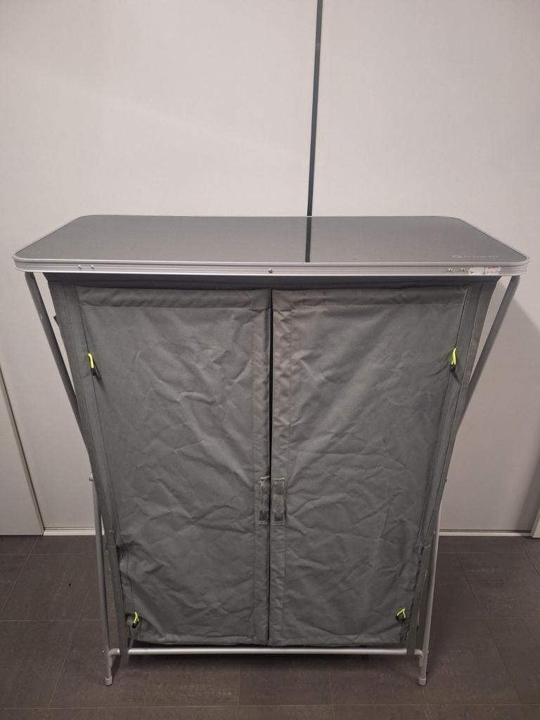 Kledingkast, Caravans en Kamperen, Ophalen