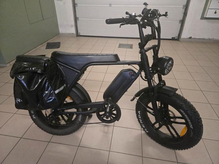 Fatbike V8 Met Alarm en veel opbergruimte koopje!, Fietsen en Brommers, Elektrische fietsen, Ophalen of Verzenden