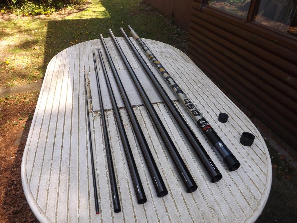 vaste hengel van merk ALBATROS 950 een PRO MATCH, Sports nautiques & Bateaux, Pêche à la ligne | Poissons blancs, Enlèvement, Comme neuf