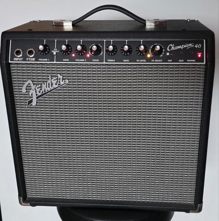 Te Koop: Fender Champion 40 (topstaat!), Musique & Instruments, Amplis | Basse & Guitare, Comme neuf, Guitare, Moins de 50 watts