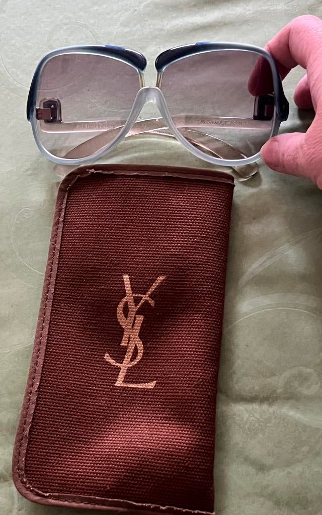 Yves Saint Laurent vintage zonnebril model 7771 made in Fran, Overige merken, Zonnebril, Blauw, Ophalen of Verzenden