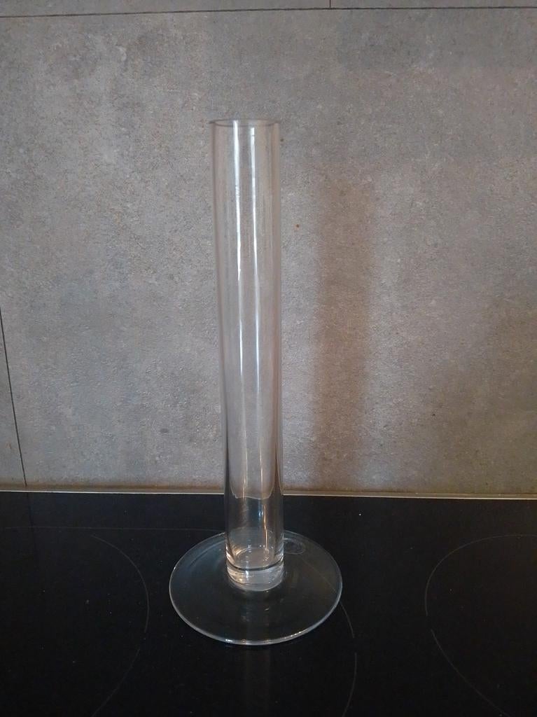 Soliflore en verre, Enlèvement