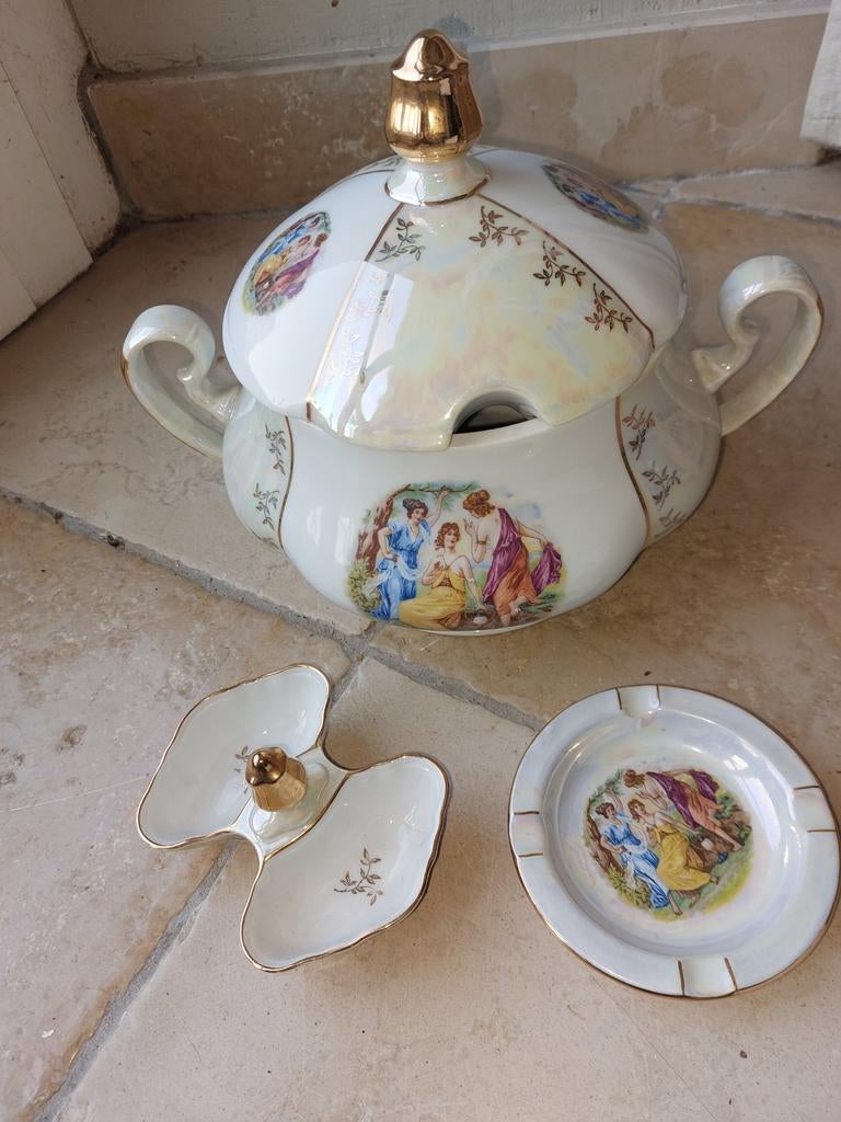 Ensemble vintage en porcelaine BOHEMIA année 1987, Antiquités & Art, Antiquités | Services (vaisselle) complet, Enlèvement ou Envoi