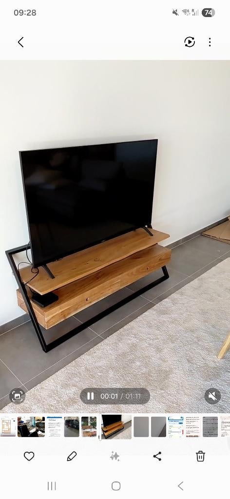 TV-meubel, 2 maanden oud, Enlèvement, Comme neuf, Métal