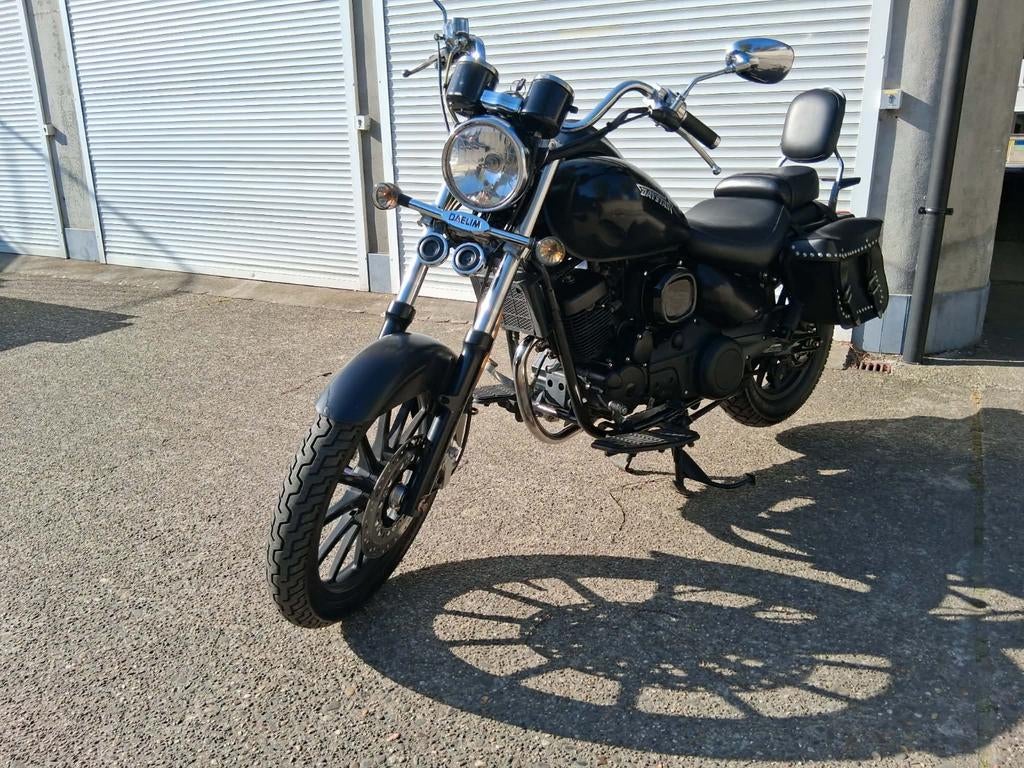 Daelim 125i daystar 
Années 2020, Motos, Chopper, Particulier, DEALIM, 1 cylindre