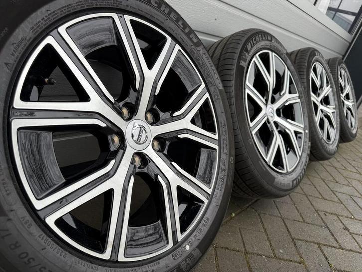 17 inch Volvo S40 S60 V40 V60 Hybrid cross country velgen, Auto-onderdelen, Banden en Velgen, Banden en Velgen, Zomerbanden, 17 inch