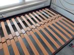 Te koop modern bed 140 x 200 met lattenbodem en matras, Huis en Inrichting, Slaapkamer | Bedden, Ophalen, Overige kleuren, Tweepersoons