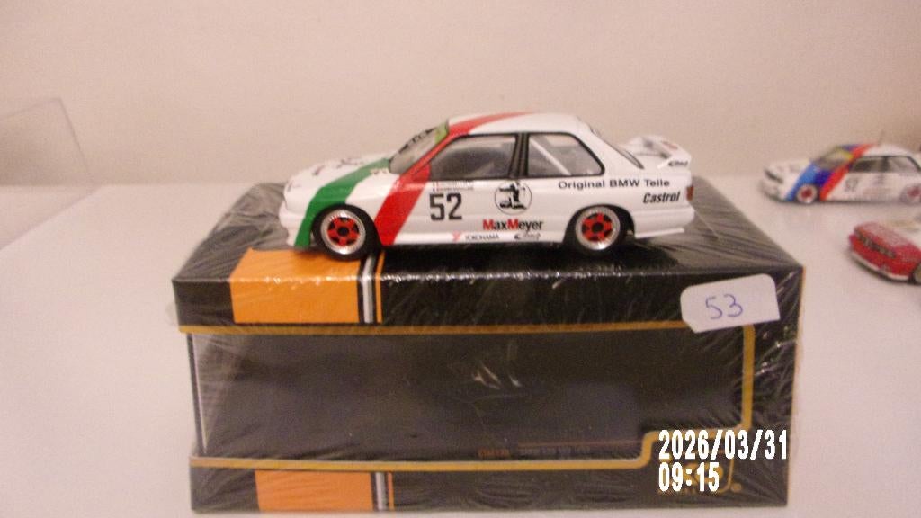 BMW M3 E30 BIGAZZI LAFFITE-GROUILLARD.1/43 IXO COM.NEUVE, Enlèvement ou Envoi, Comme neuf, Voiture, Autres marques
