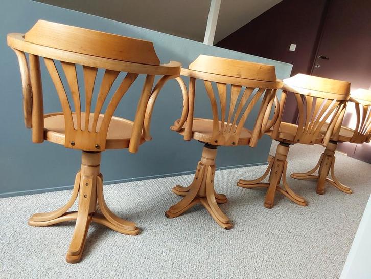Vintage Thonet draaistoel, Huis en Inrichting, Stoelen, Ophalen