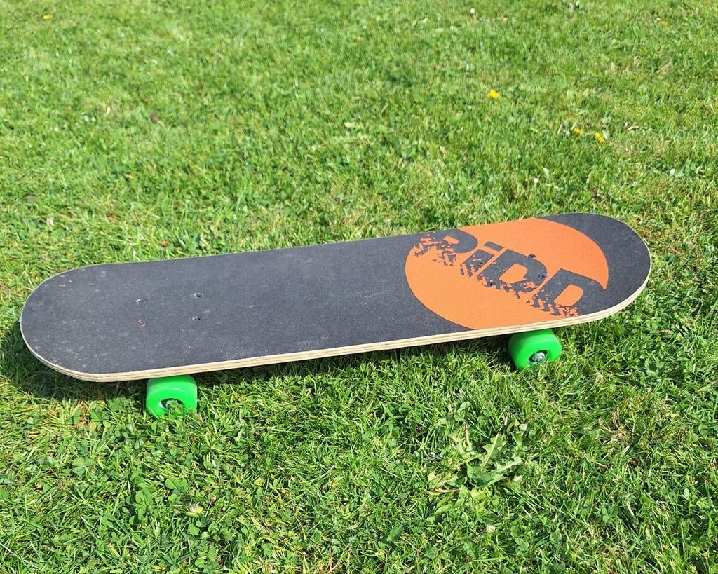 Planche à roulettes ! 5€, Sports & Fitness, Skateboard, Enlèvement, Skateboard