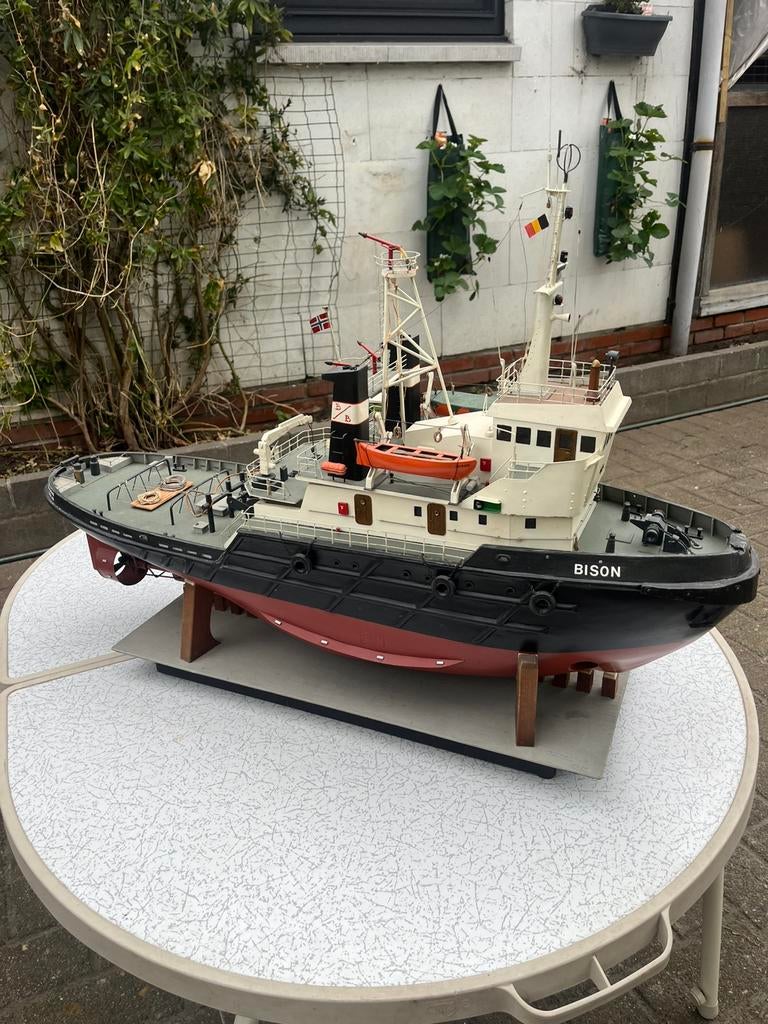 Rc bison, Ophalen, Zo goed als nieuw