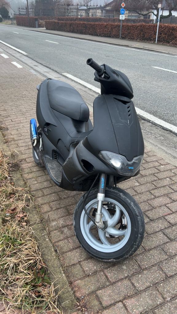 gilera runner 50cc, Fietsen en Brommers, Brommeronderdelen | Scooters, Zo goed als nieuw, Ophalen