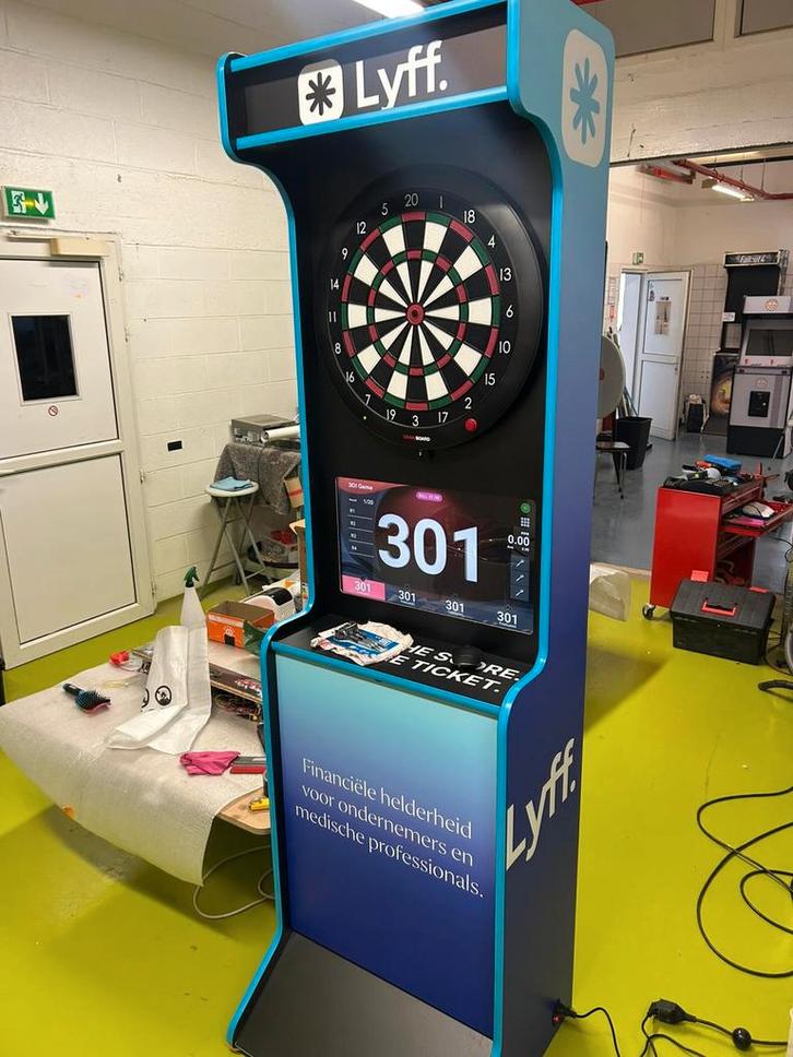 Dartpaalpijlen 220cm, Sport en Fitness, Darts, Pijlen, Ophalen of Verzenden