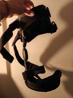 Kniebraces Össur links en rechts, Ophalen