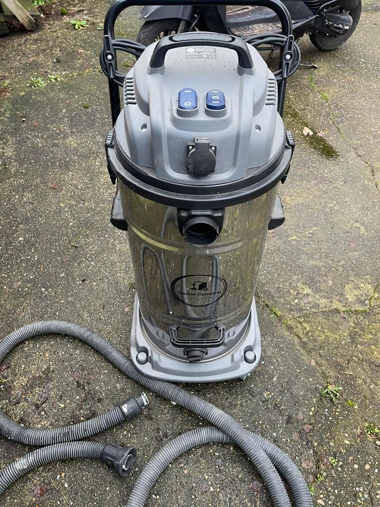 Stofzuiger nat en droog, Ophalen of Verzenden, Zo goed als nieuw