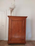 zeer mooie stevige kast, Antiek en Kunst, Ophalen