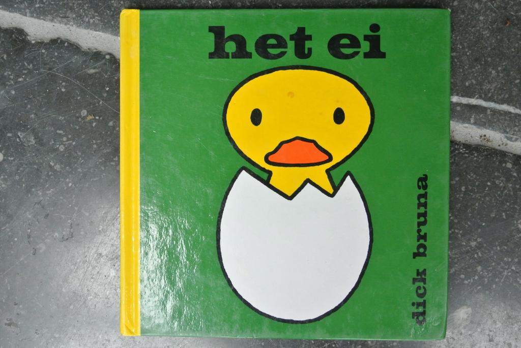 Het ei (Dick Bruna), Enlèvement ou Envoi