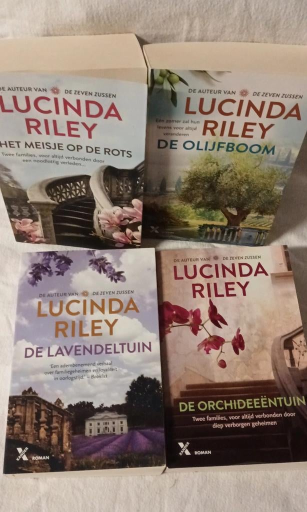 Lucinda Riley, Ophalen