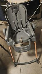 Chaise Maxi Cosy évolutive, Enfants & Bébés, Chaise évolutive, Plateau amovible