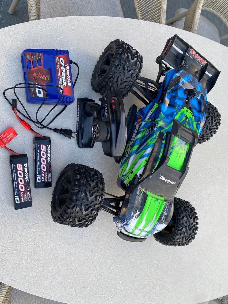 Traxxas - E-revo 2.0, Hobby & Loisirs créatifs, Enlèvement, Comme neuf