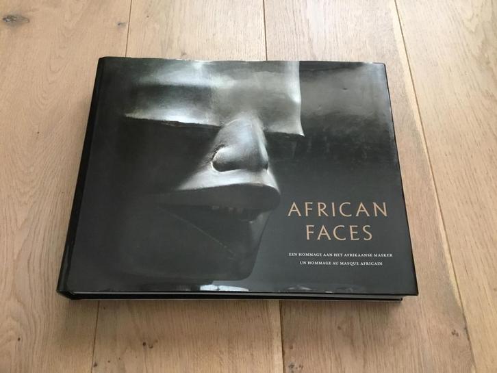 M. Neermans - African Faces, Boeken, Kunst en Cultuur | Beeldend, Gelezen, Overige onderwerpen, Ophalen of Verzenden