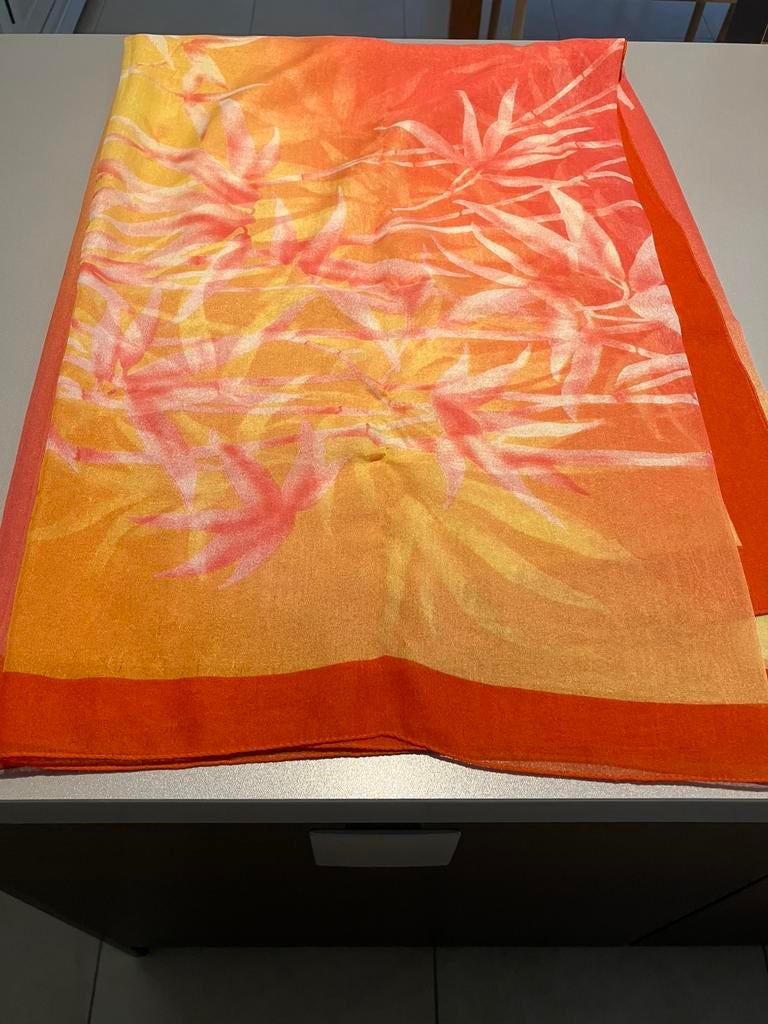 Paréo, Enlèvement ou Envoi, Comme neuf