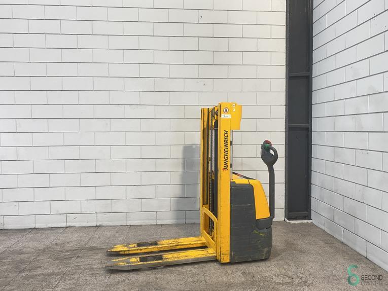 Jungheinrich EJC 112, Articles professionnels, Machines & Construction | Chariots élévateurs & Transport interne, 1000 à 2000 kg