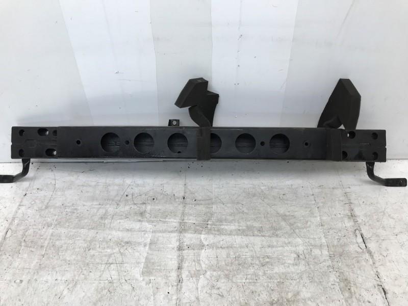 CADRE DE PARE-CHOCS AVANT Honda Civic (MA / MB), Utilisé, Honda