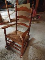 Kleine , antieken schommelstoel voor kinderen, Ophalen