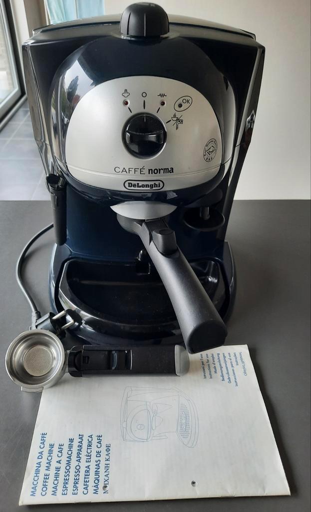 Espressomachine Caffé norma van De Longhi, Elektronische apparatuur, Koffiezetapparaten, Gebruikt, Gemalen koffie, Koffiepads en cups
