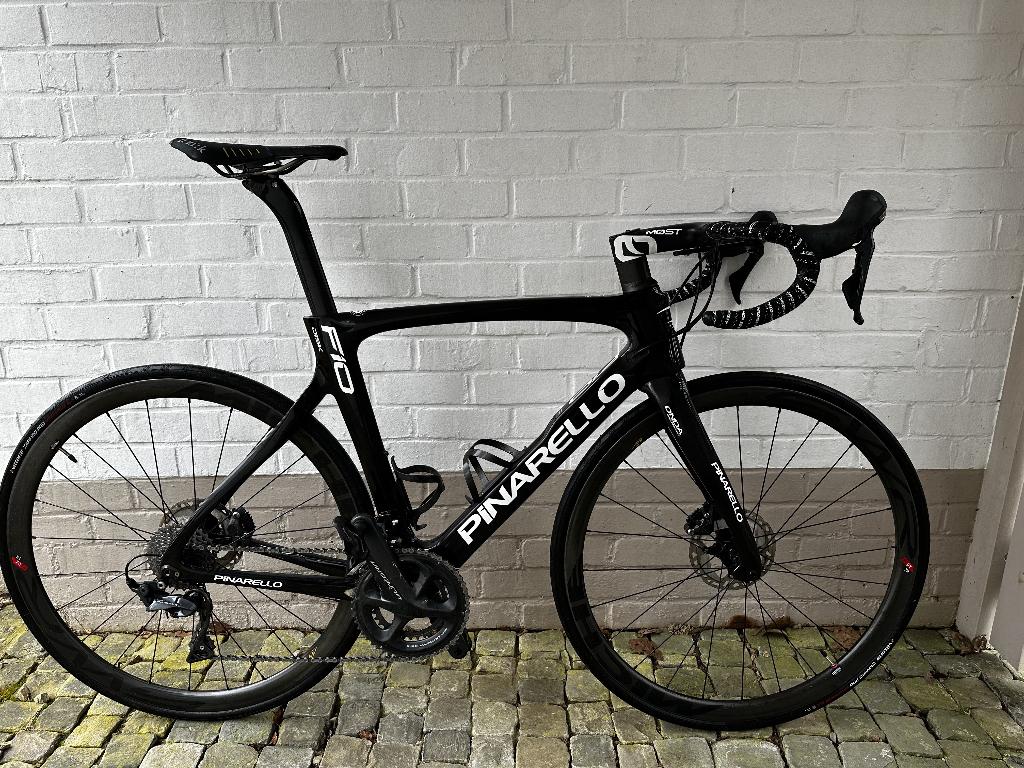 Pinarello Dogma F10 ) Taille 54, 28 inch, Gebruikt, 10 tot 15 versnellingen, 53 tot 57 cm