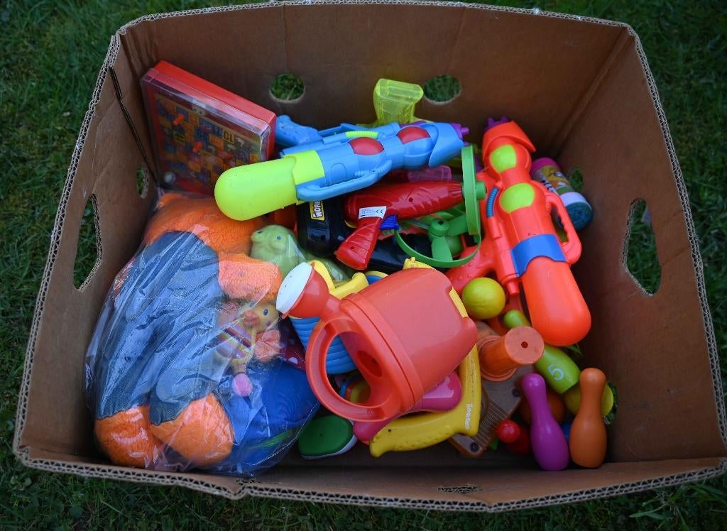 Kinderspeelgoed in bananendoos, Ophalen of Verzenden, Gebruikt