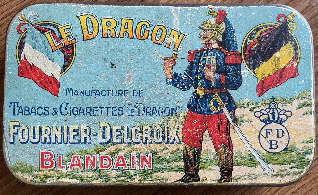 VIEUX TABACS ET CIGARETTES/LE DRAGON/BLANDAIN/Boîte à tabac, Collections, Enlèvement ou Envoi, Comme neuf, Emballage