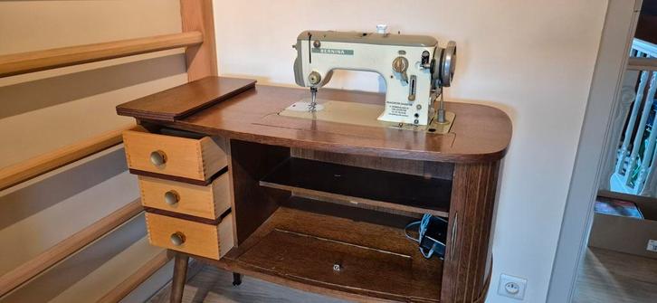 Bernina naaimachine, Antiquités & Art, Antiquités | Machines à coudre, Enlèvement