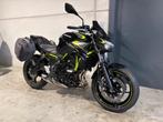 Kawasaki Z650 met verlagingskit en extra's (bj 2022), Bedrijf, Meer dan 35 kW, Overig, 650 cc