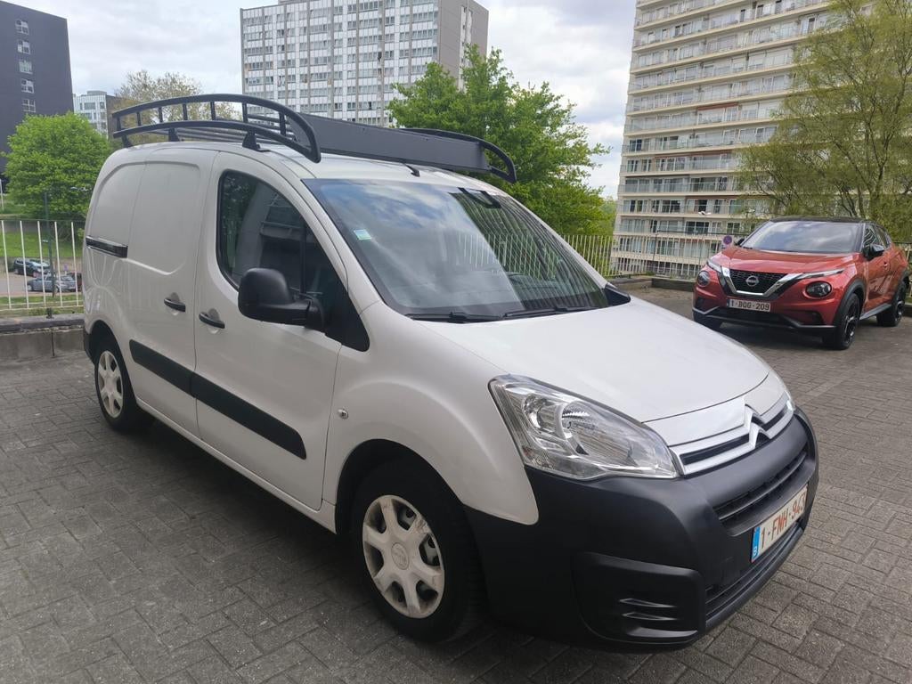 Citroën Berlingo 1.6 EHDi, 2017, Euro 6b, nieuwe distributeu, Auto's, 4 deurs, Euro 6, 1600 cc, Parkeersensor