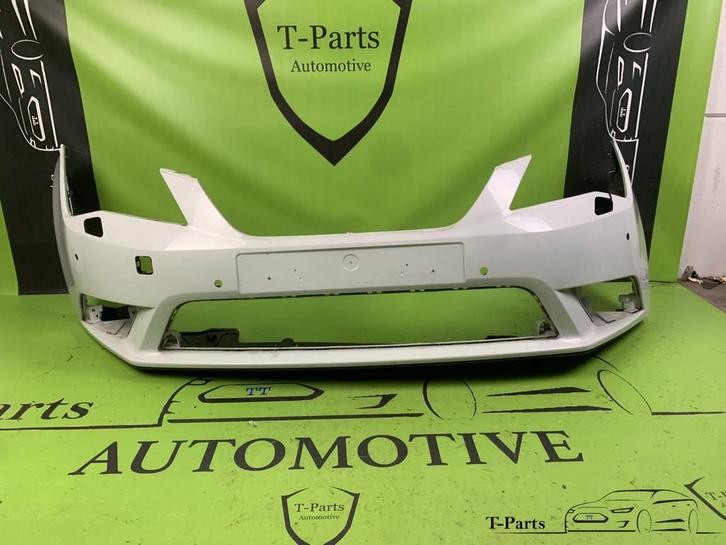 seat leon voorbumper bumper 4x pdc, Auto-onderdelen, Carrosserie, Bumper, Seat, Gebruikt